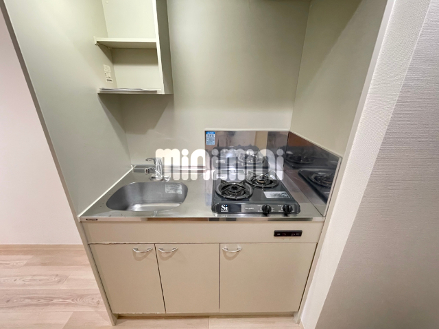 キッチン　２口コンロのシステムキッチンです。