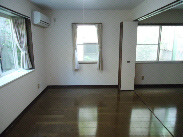 居室・リビング　別部屋参考写真