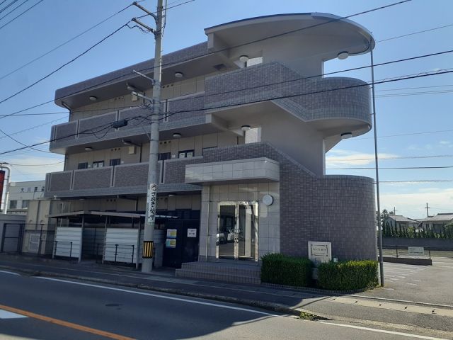 高松市西ハゼ町のマンションの建物外観