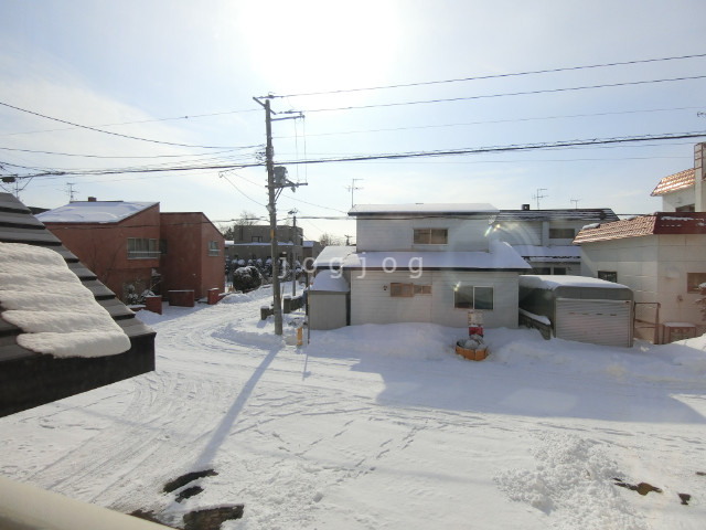 【札幌市白石区北郷四条のアパートの眺望】