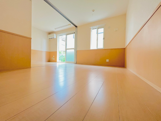 その他部屋・スペース　同一建物内１０２号室内装写真転載