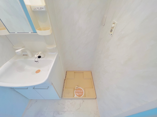 その他設備　同一建物内１０２号室内装写真転載