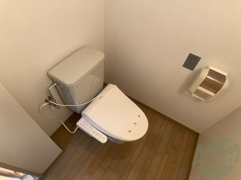 トイレ　ウォシュレット機能がついたトイレ。安心して使用できますね。