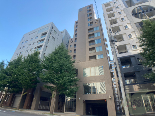建物外観　札幌市中央区南３条西「エルミタージュユリ」