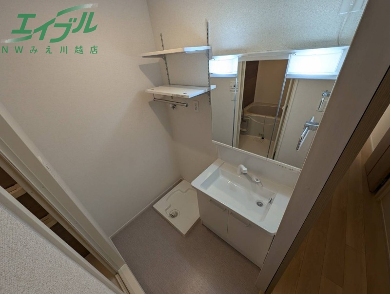 洗面設備　同型タイプの画像