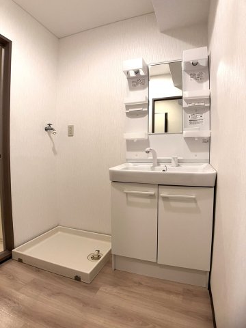 洗面設備　洗髪洗面化粧台