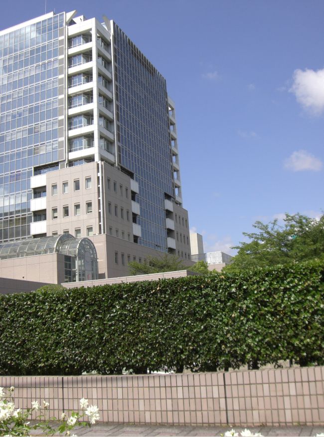 役所　福山市役所（役所）まで249m