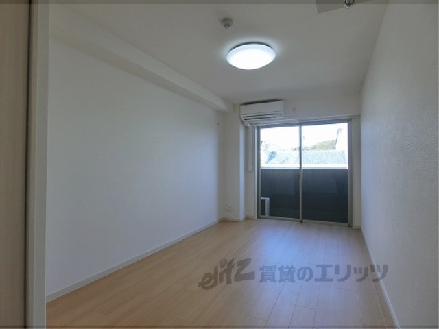 居室・リビング　居室