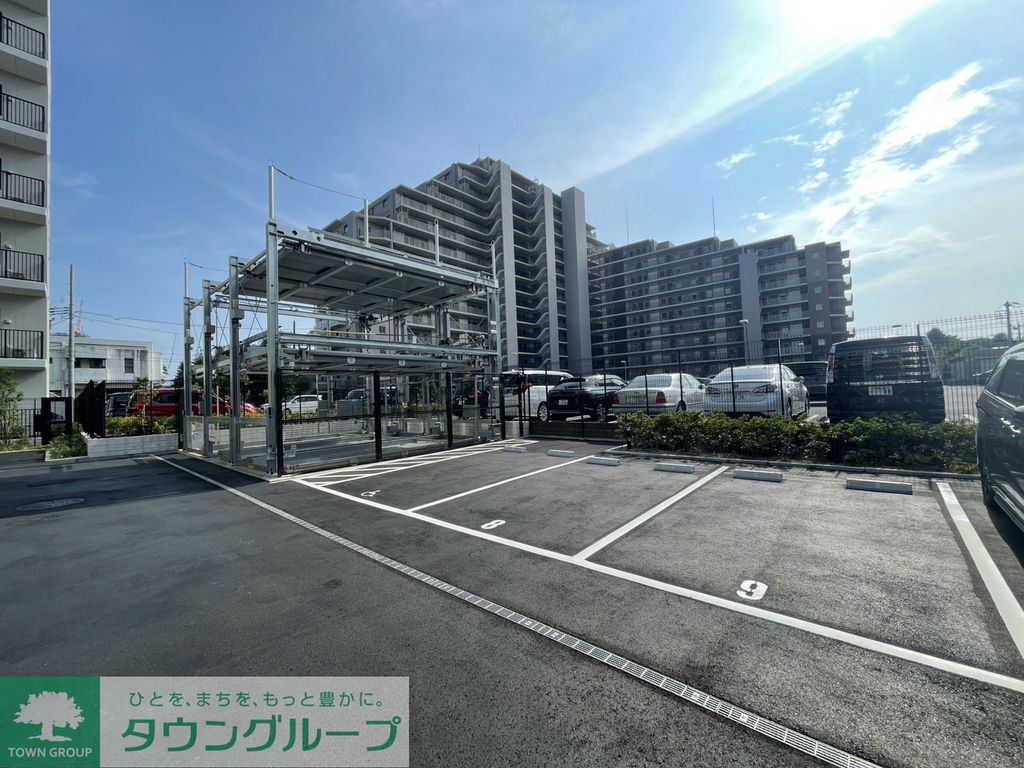 駐車場　駐車場