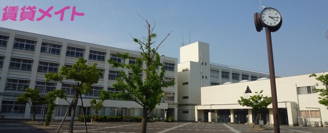 高校・高専　三重県立四日市工業高等学校（高校・高専）まで691m