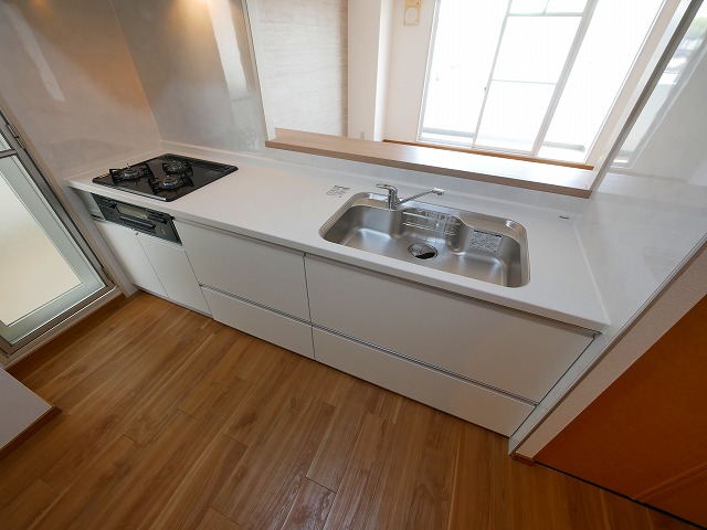 キッチン　キッチンでお料理をお楽しみください