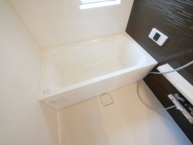 バス・シャワールーム　ゆったり過ごせるお風呂です