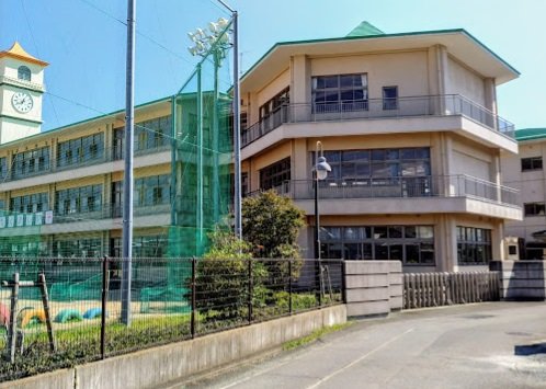 小学校　浜松市立都田南小学校（小学校）まで711m