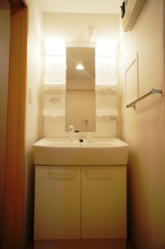 洗面設備　図面と現状に相違がある場合には現状を優先