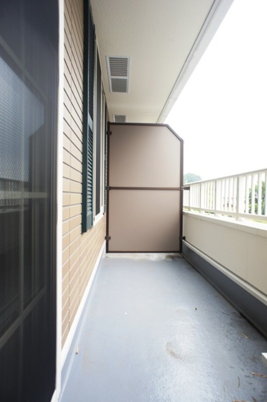 バルコニー　図面と現状に相違がある場合には現状を優先