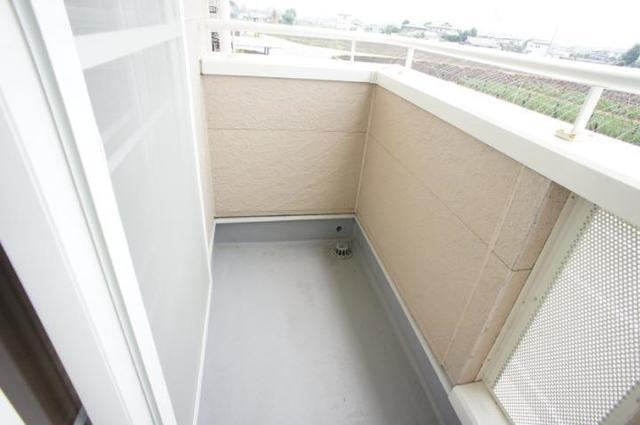 バルコニー　図面と現状に相違がある場合には現状を優先