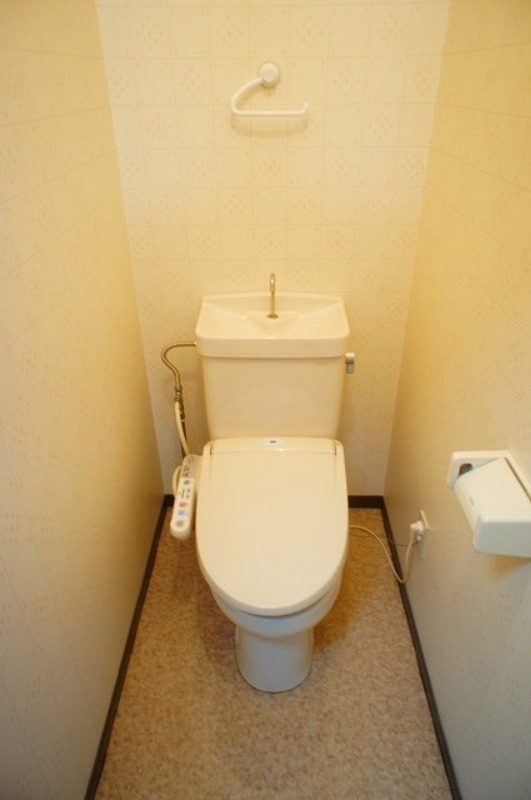 トイレ　図面と現状に相違がある場合には現状を優先