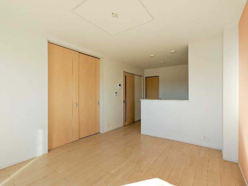 居室・リビング　図面と現状に相違がある場合には現状を優先