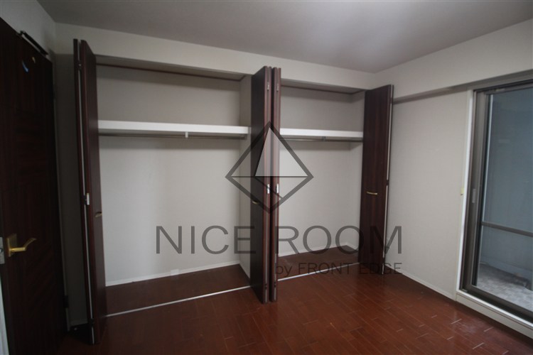 収納　レジディア心斎橋ウエスト　クローゼット