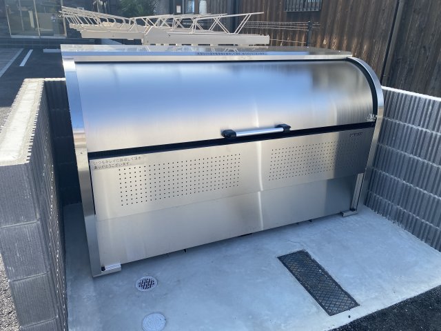 その他　ゴミ捨て場（その他）まで50m