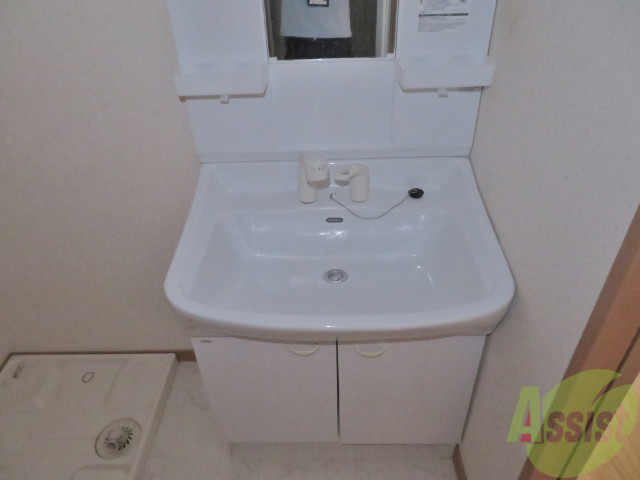 洗面設備　洗面台は独立していて、使いやすそうです。