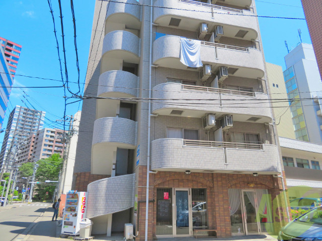 建物外観　仙台市青葉区五橋「メゾン・ド・ポラリス」