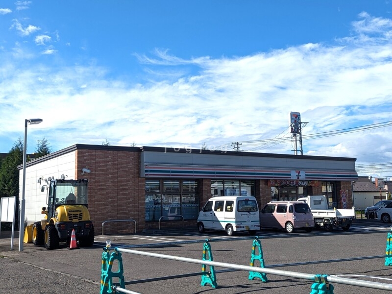 コンビニ　セブンイレブン帯広稲田通店（コンビニ）まで600m