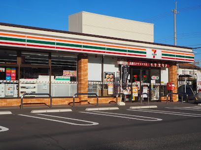 コンビニ　セブン-イレブン 香芝西真美店（コンビニ）まで350m