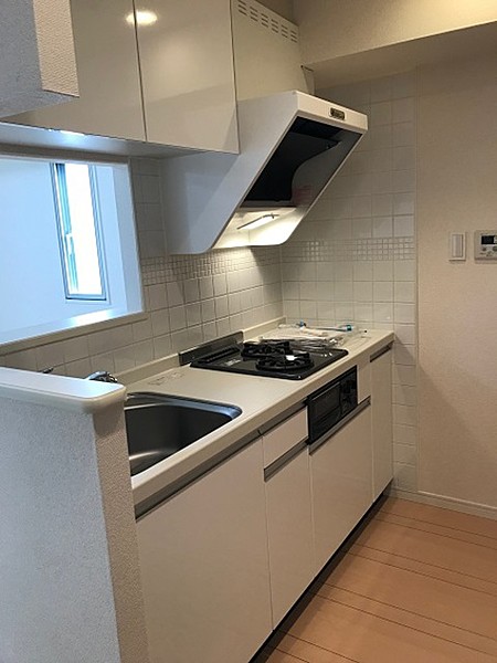 キッチン　※別部屋の参考写真です。