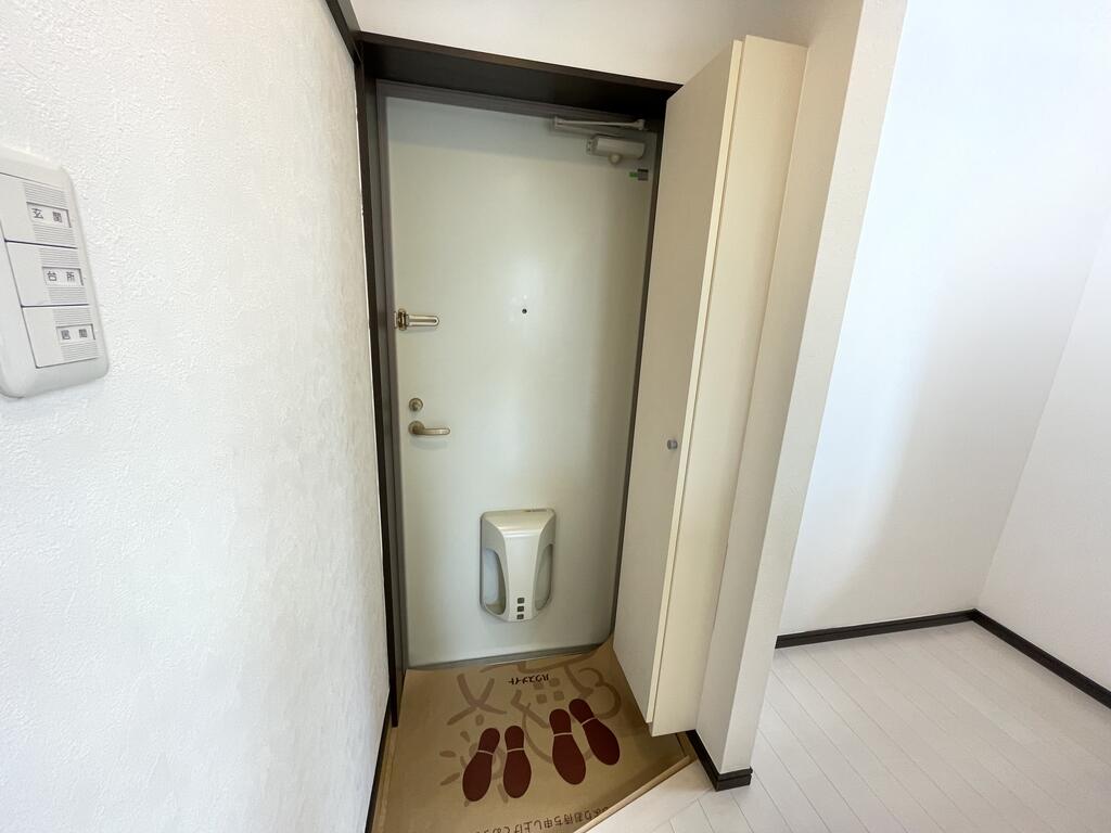 玄関　シューズボックスです♪