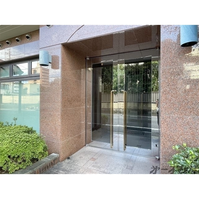 エントランス　エントランス