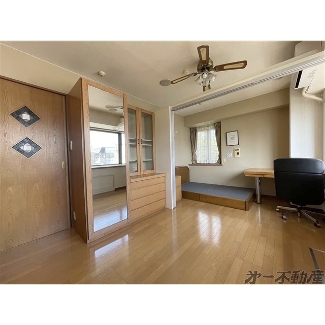 居室・リビング　洋室