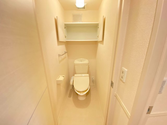 トイレ　同型間取り室内写真