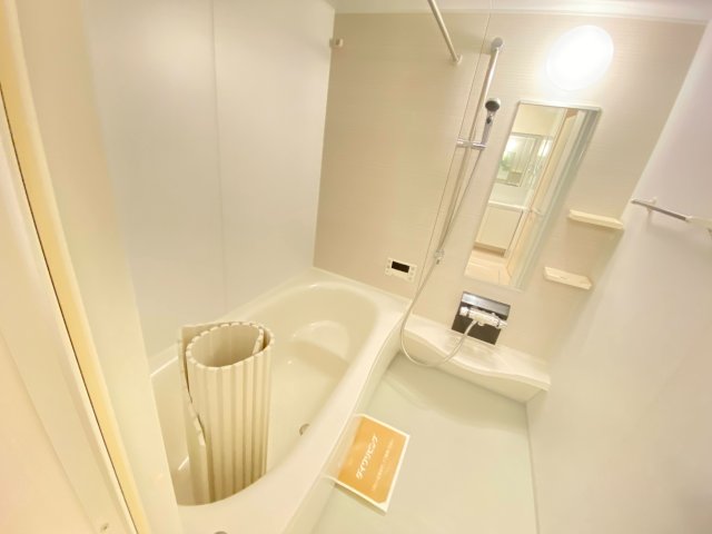 バス・シャワールーム　同型間取り室内写真