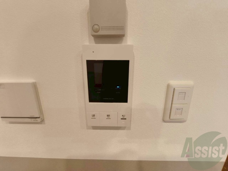 セキュリティ　モニタ付インターホンでセキュリティ面も安心です。