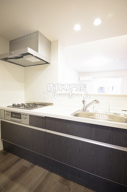 キッチン　グリル付きのカウンターキッチン！