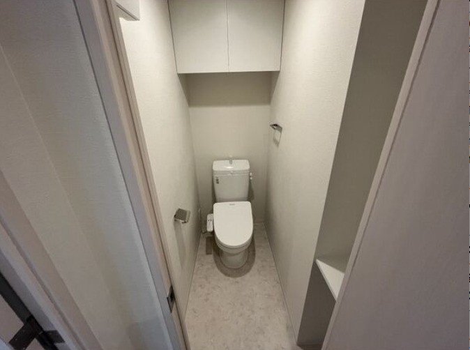 トイレ　スプランディッド上本町WEST　トイレ