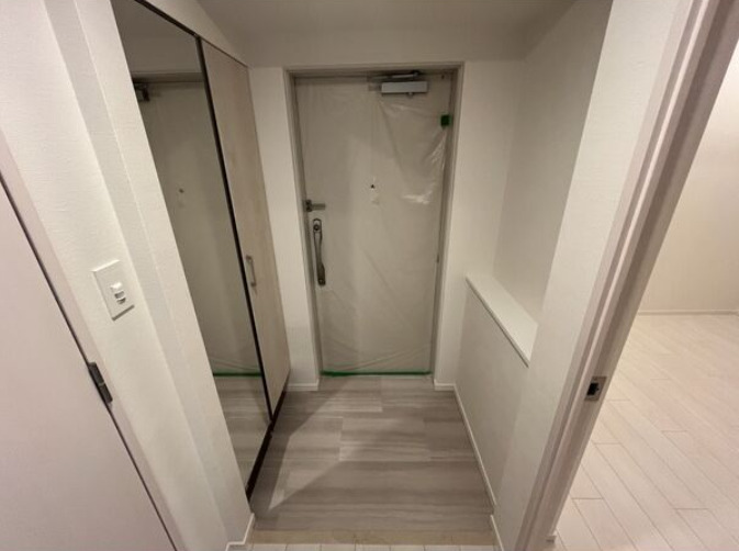 玄関　スプランディッド上本町WEST　玄関