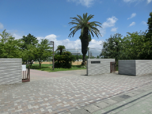 中学校　国立静岡大学教育学部附属浜松中学校（中学校）まで535m