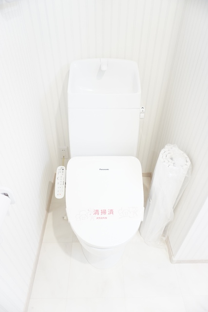 トイレ　★トイレは洗浄便座です★