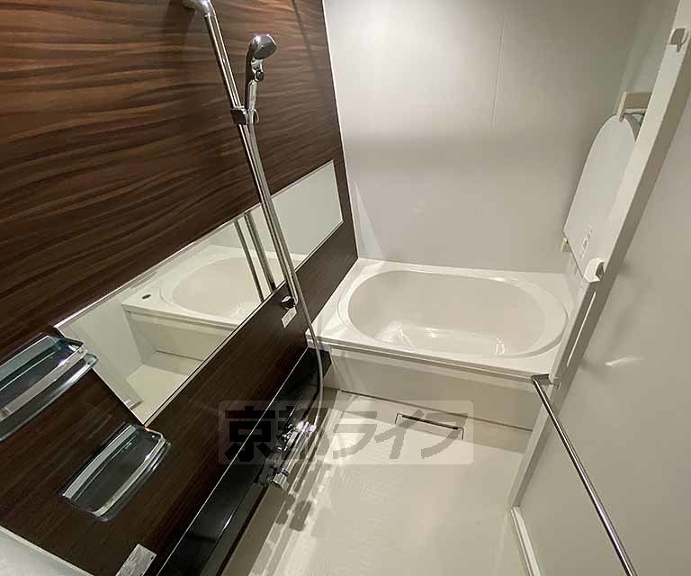 バス・シャワールーム　１０５号室流用。