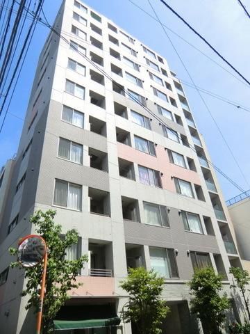 建物外観　重厚感溢れる外観