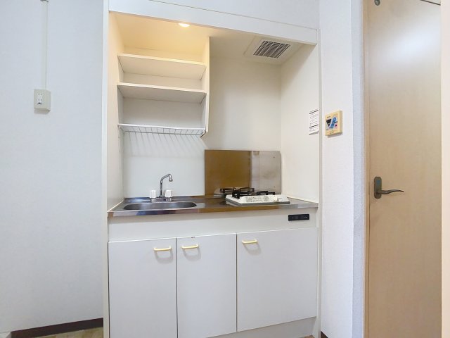 キッチン　※写真は同タイプのお部屋になります。