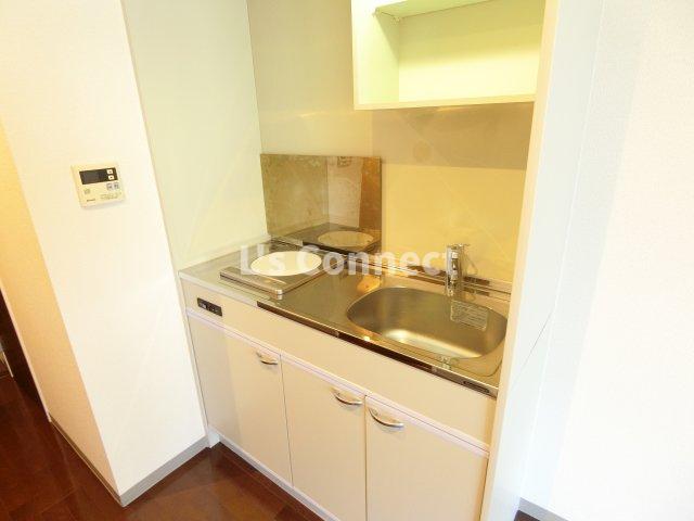 キッチン　ＩＨヒーター付きのキッチンです。