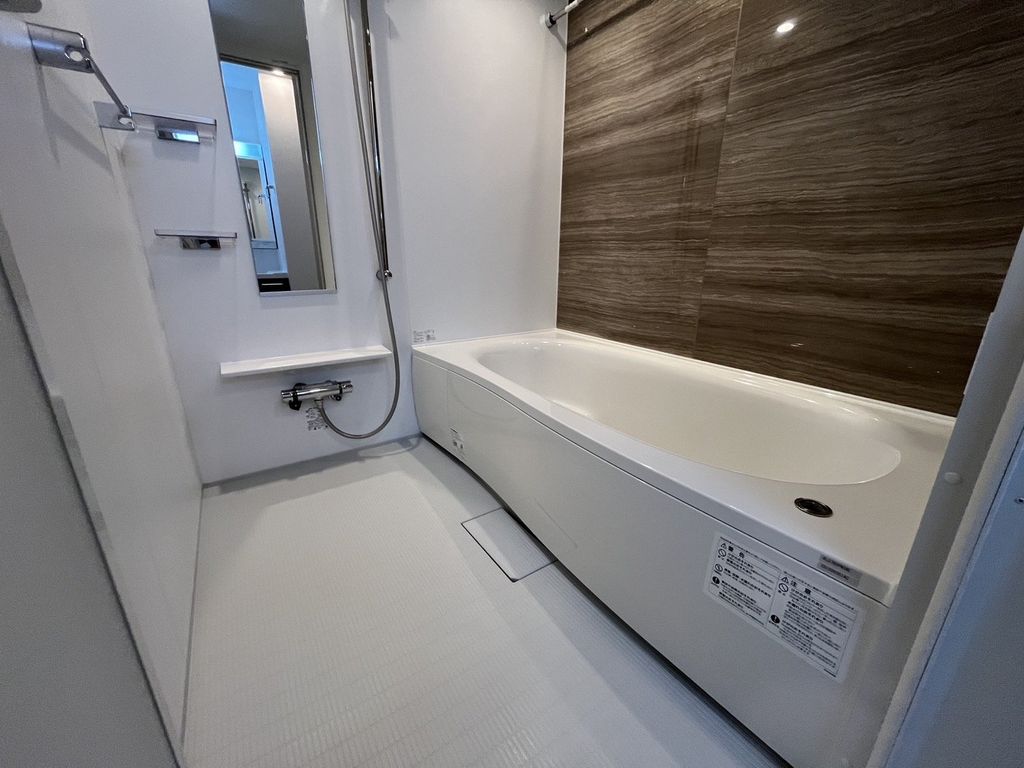 バス・シャワールーム　バス