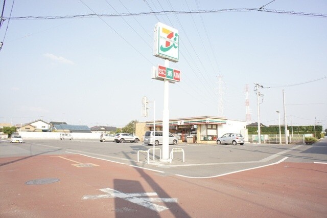 コンビニ　セブンイレブン（コンビニ）まで460m