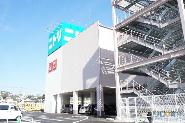 ホームセンター　ニトリ宝塚歌劇場前店（ホームセンター）まで985m