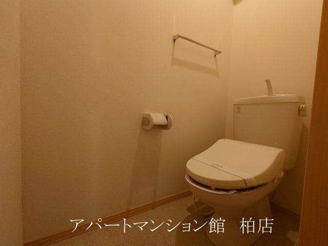 トイレ　★お手入れしやすいトイレです