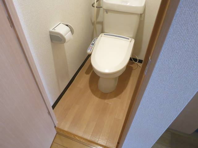 トイレ　反転タイプ