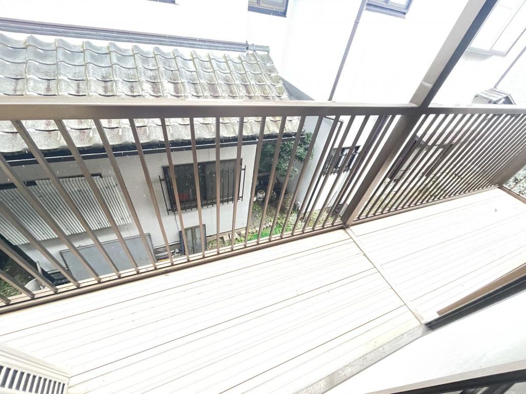 バルコニー　バルコニー